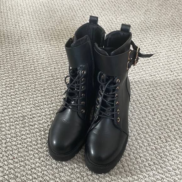 Combat boots - Picture 1 of 2